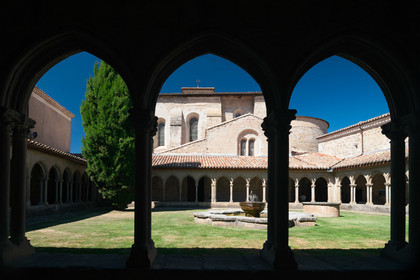 Abbaye de Saint-Hilaire