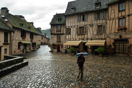 Conques