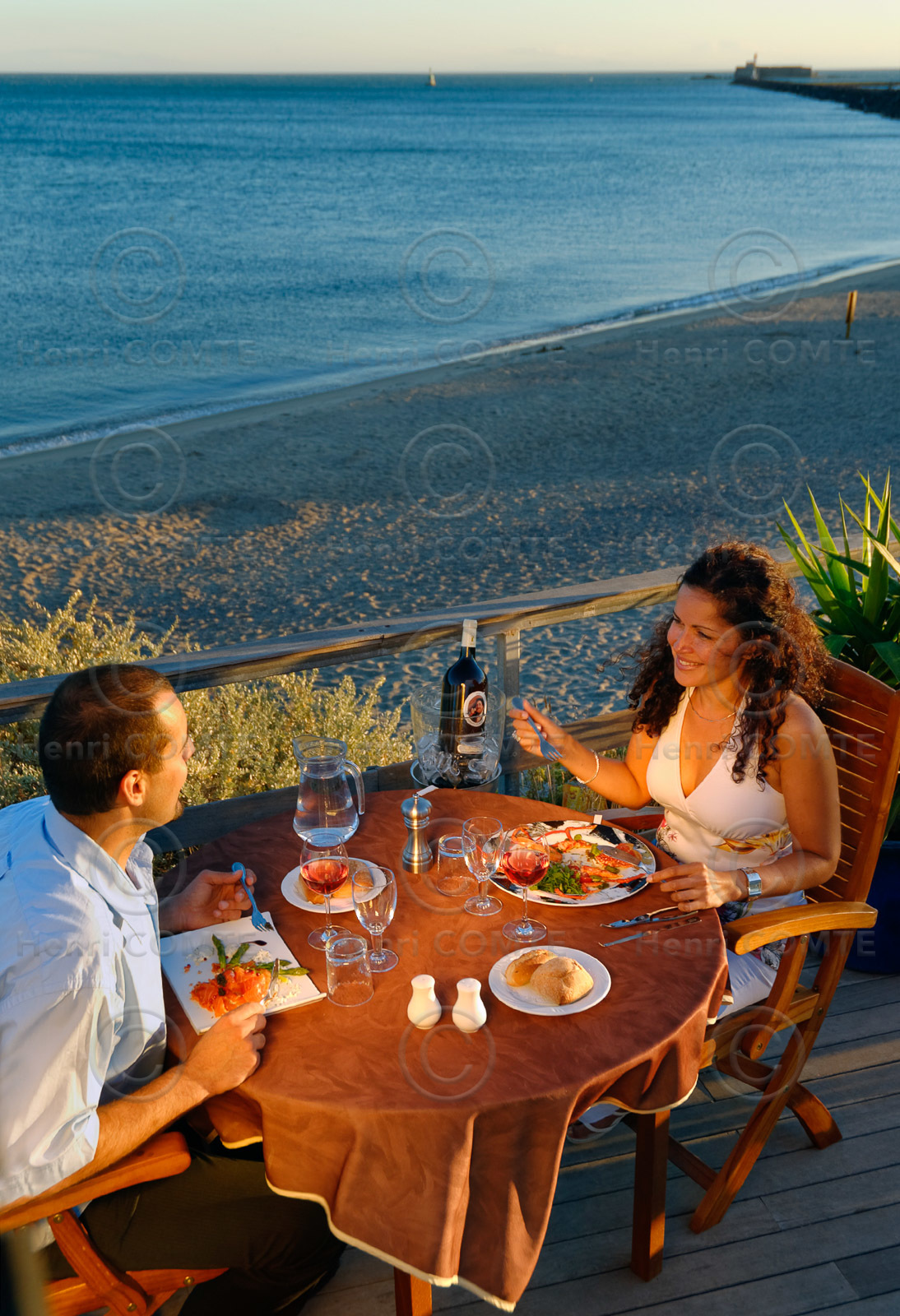 Couple au restaurant