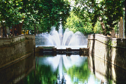 Nîmes