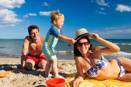 Famille à la plage