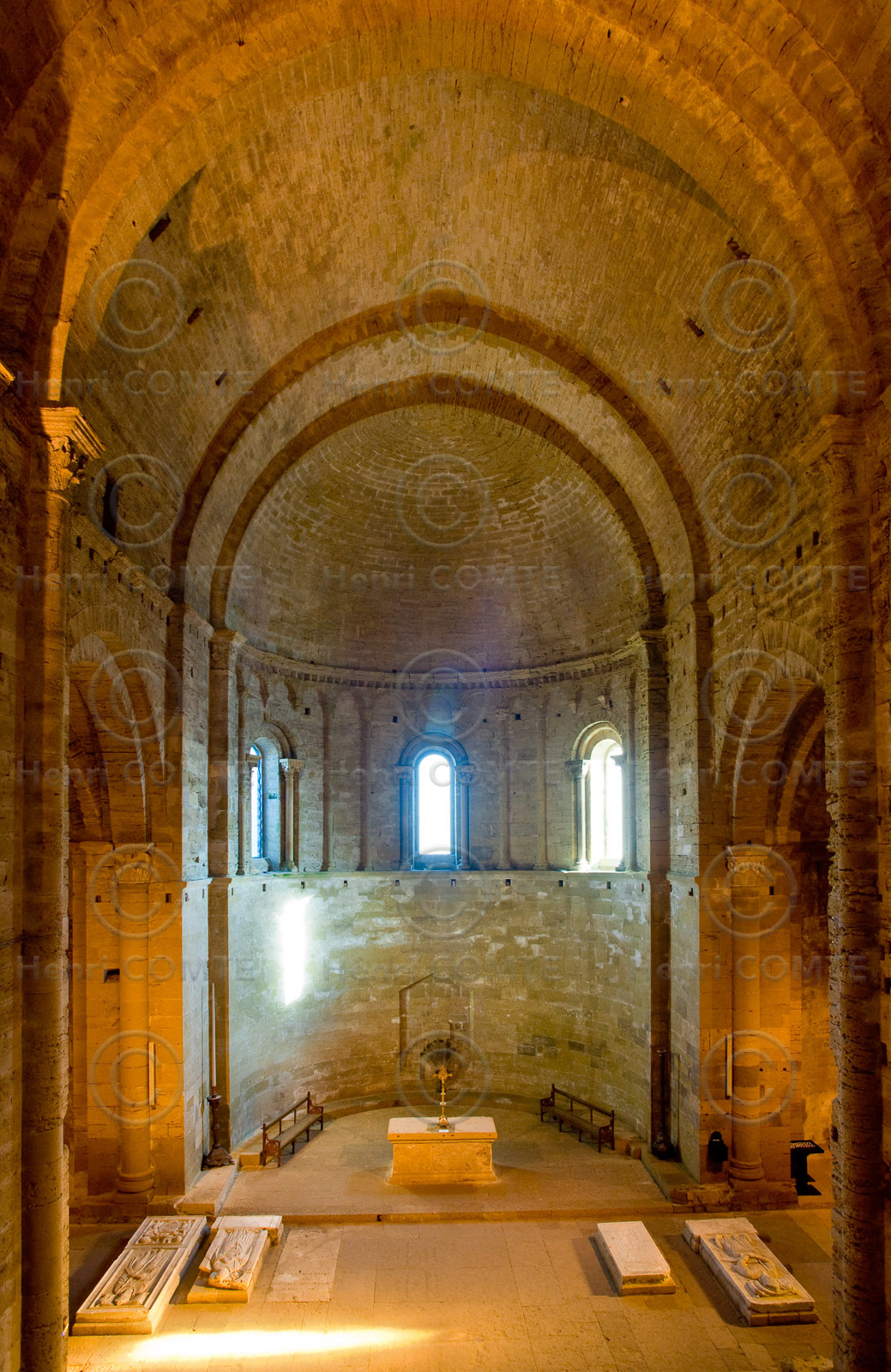 La cathédrale de Maguelone