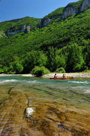 Canoës