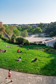 Nîmes