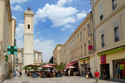 Nîmes