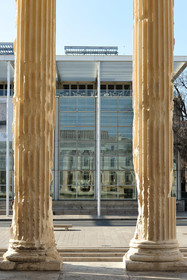 Nîmes