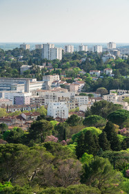 Nîmes