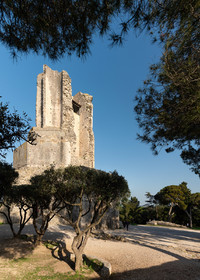 Nîmes