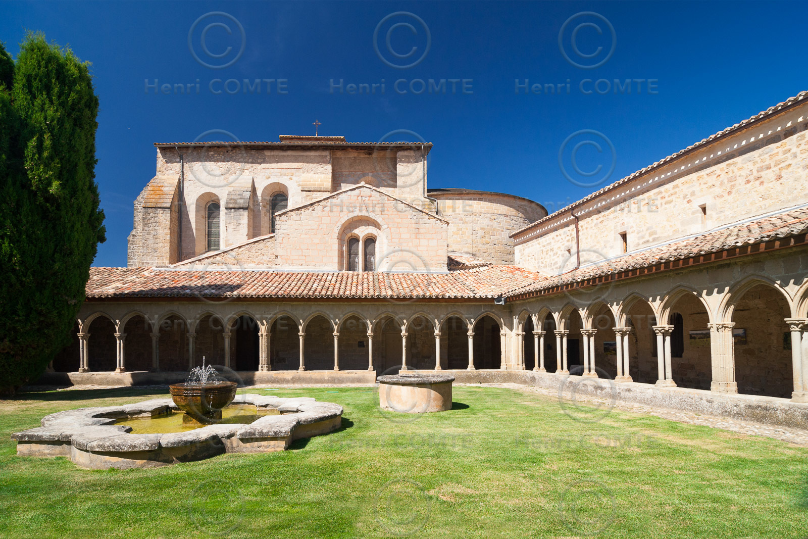 Abbaye de Saint-Hilaire
