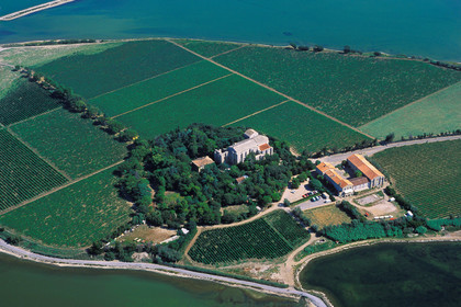 Cathédrale de Maguelone
