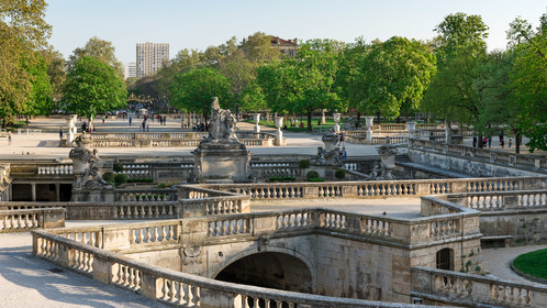 Nîmes