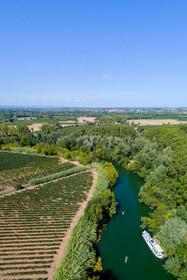 Canoës