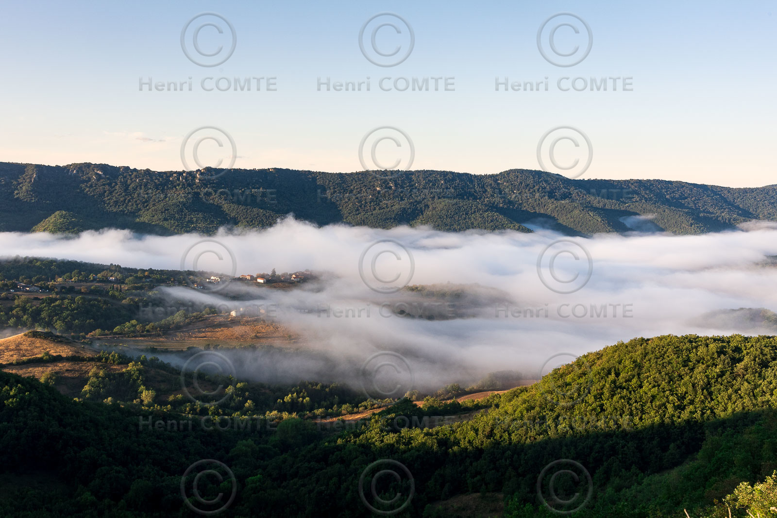 Village Causses Larzac