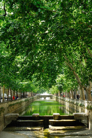 Nîmes